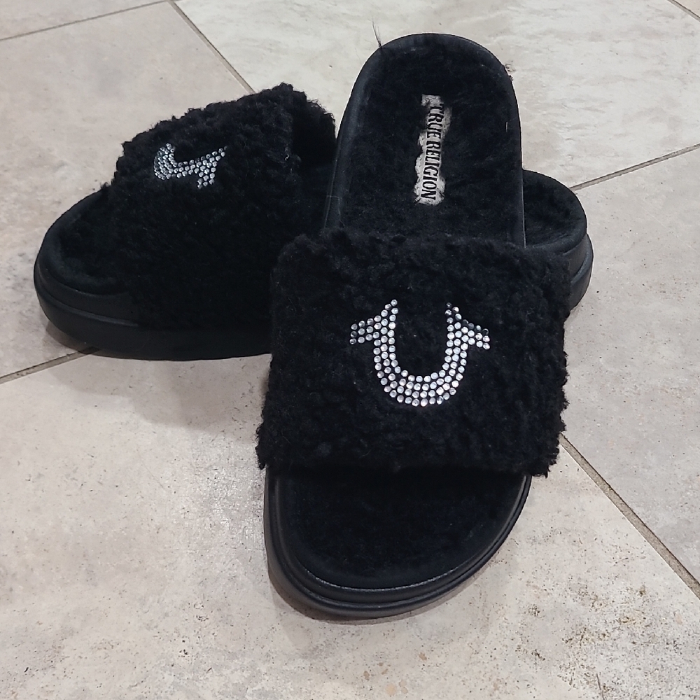 True Religion Black Fuzzy Slides with Rhinestone Detail - Picture 2 of 5